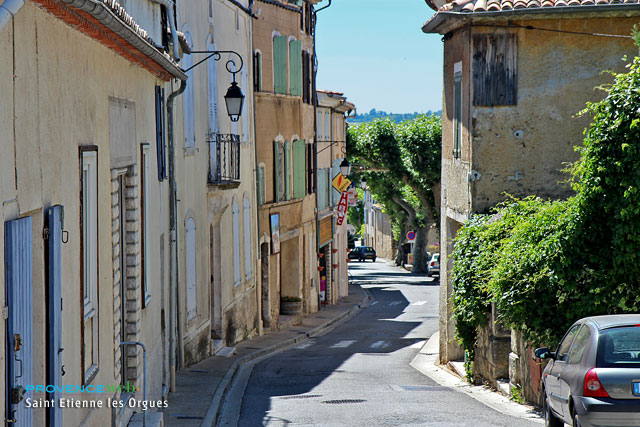 Photos HD Saint Etienne les Orgues Provence Web