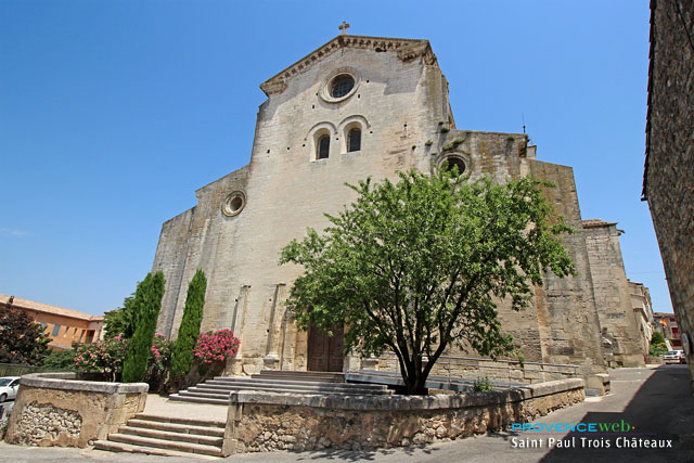 Photos HD de Saint Paul Trois Châteaux Provence Web